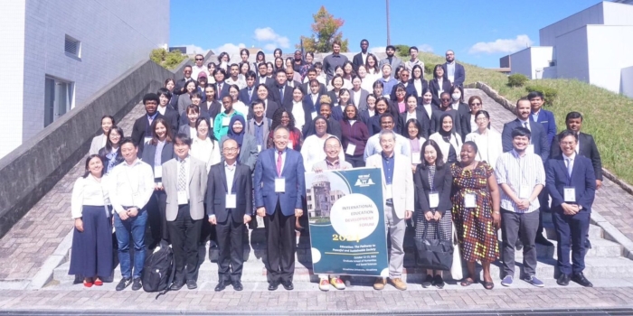 Ogawa Seminar Students Presented at the 21st International Education Development Forum