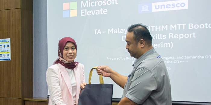 Consultancy Experience at UNESCO Jakarta Office (Yuniasih Purwanti)