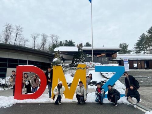 LINE ALBUM Winter Short Term Program at Korea 240310 10